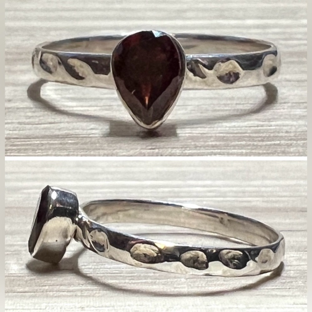 Vintage Hammered Texture Sterling Silver Teardrop Red Garnet Band Ring, Size 6.5